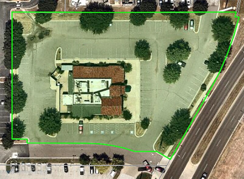 More Photos Of 970 Ed Noble Pky, Norman Restaurant For Lease