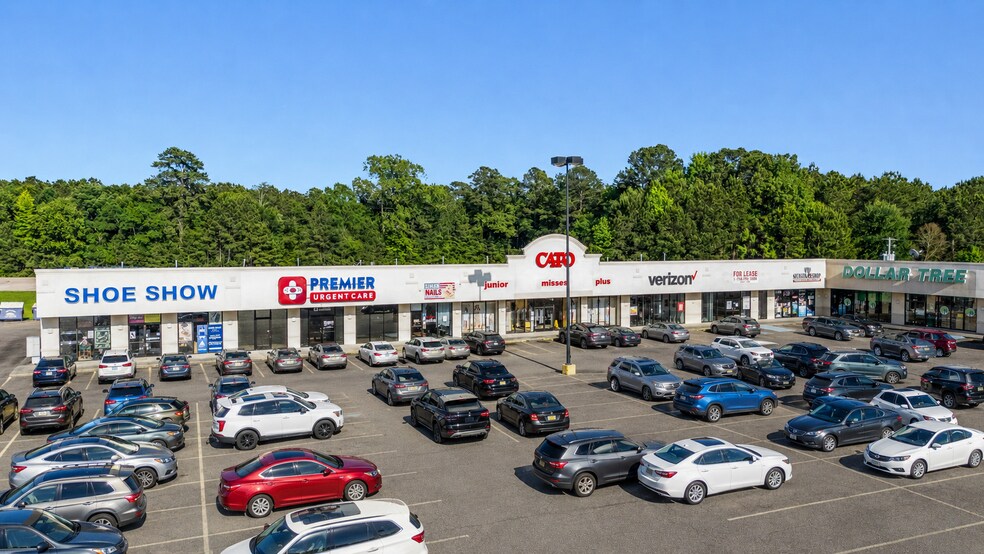 More Photos Of 50 Highway 79 N, Magnolia Storefront For Sale