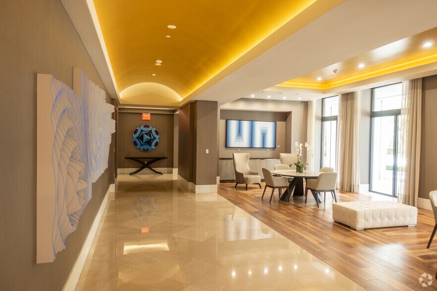 More Photos Of 700 Biltmore Way, Coral Gables Hotel For Sale