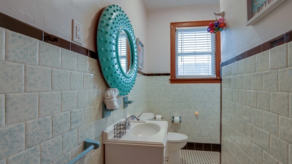 More Photos Of 15 15th St, Tybee Island Specialty For Sale