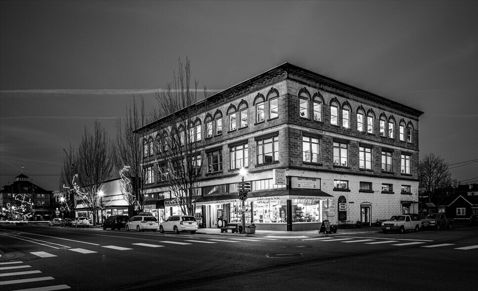 More Photos Of 619 Commercial Ave, Anacortes Storefront Retail Office For Sale