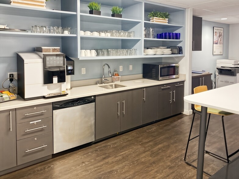 More Photos Of 7 W Figueroa St, Santa Barbara Coworking Space