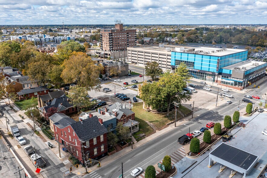 More Photos Of 302 W High St, Lexington Office Residential For Sale