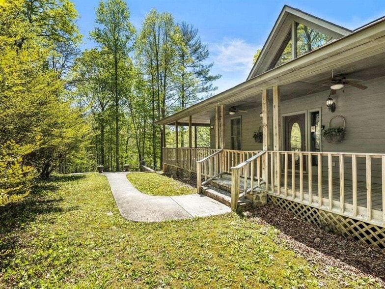 More Photos Of 366 Paradise Rd, Blairsville Winery Vineyard For Sale
