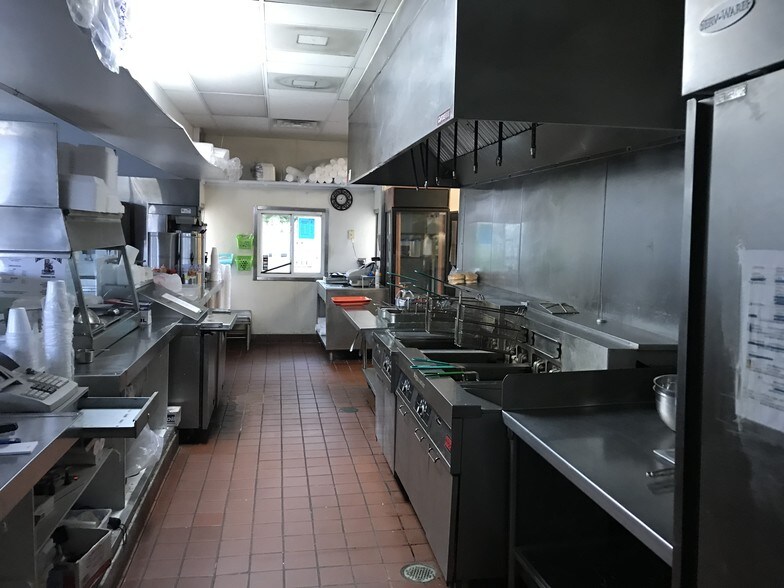 More Photos Of 3416 N Main St, Hope Mills Fast Food For Sale