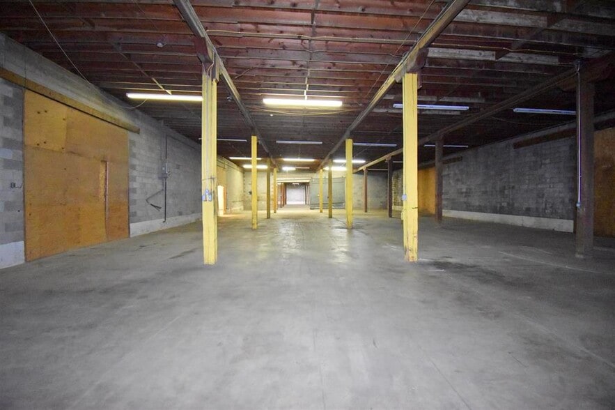 More Photos Of 205 Bellvue St, Jackson Warehouse For Lease