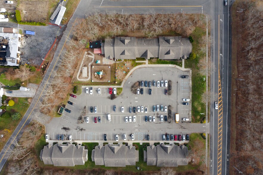 More Photos Of 5970-5976 Route 25A, Wading River Medical For Lease