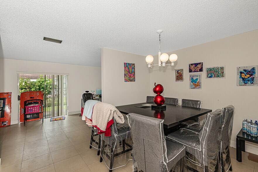 More Photos Of 3960 NW 110th Ave, Coral Springs Multifamily For Sale