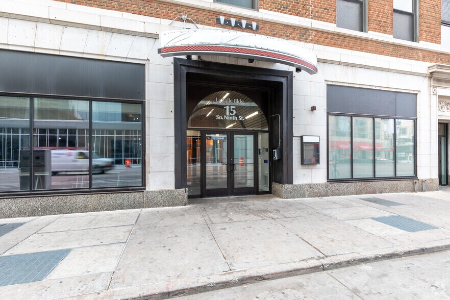 More Photos Of 15 S 9th St, Minneapolis Office For Sale