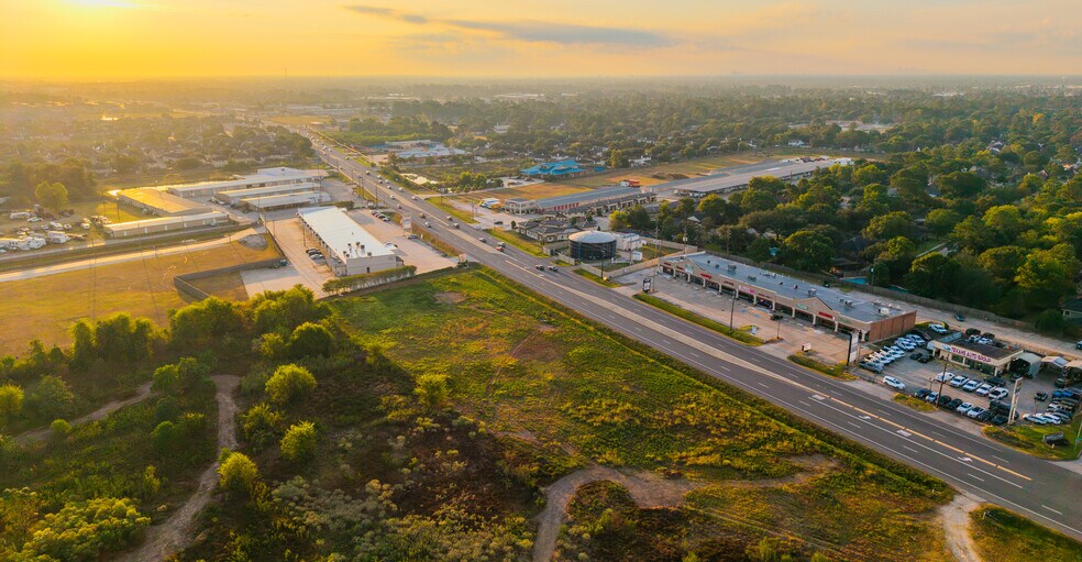 More Photos Of 4915 Fm 2920 Rd, Spring Unknown For Lease