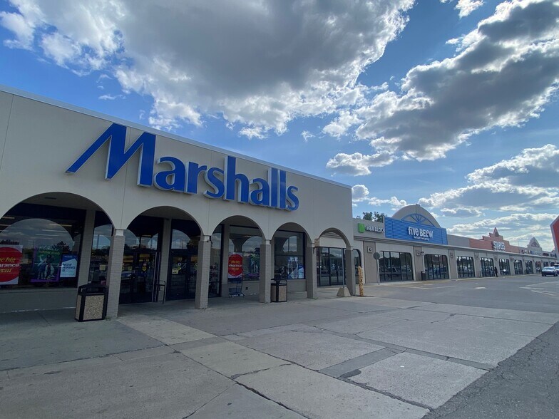 More Photos Of 23001-23303 Michigan Ave, Dearborn Unknown For Lease