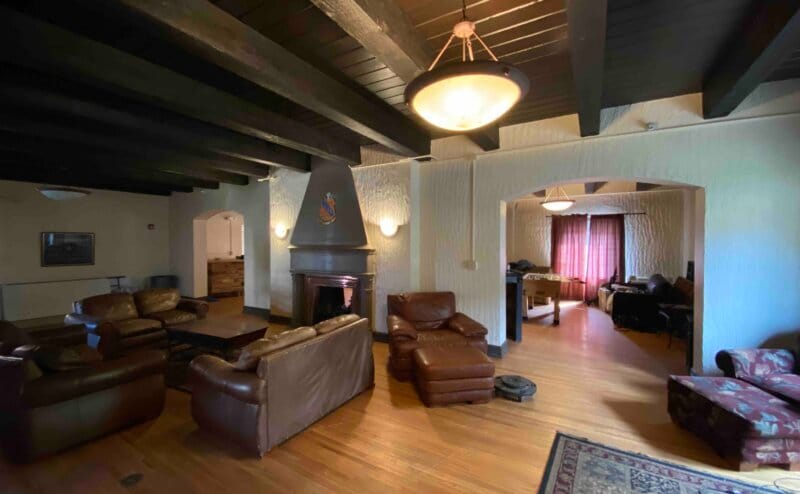 More Photos Of 1110 S 2nd St, Champaign Sorority Fraternity House For Sale