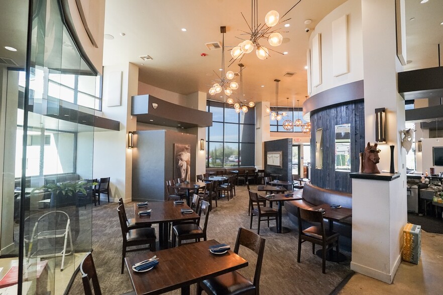 More Photos Of 200 W River Rd, Ripon General Retail For Lease