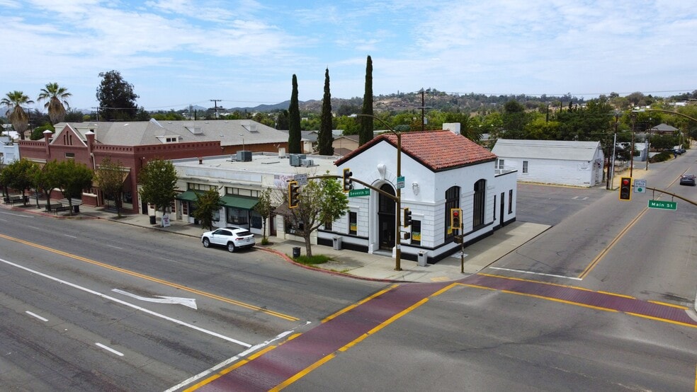 Primary Photo Of 701-713 Main St, Ramona Storefront Retail Office For Lease