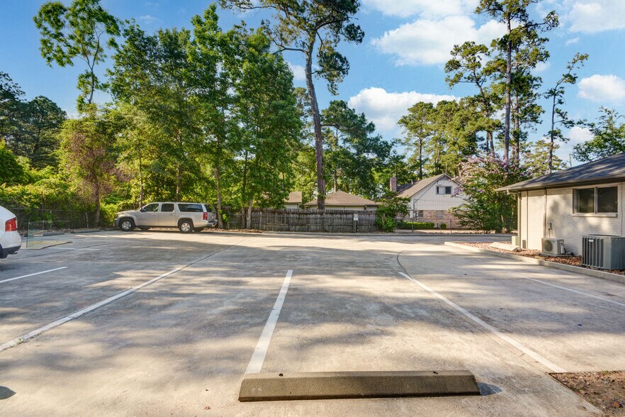 More Photos Of 26615 Oak Ridge Dr, The Woodlands Office For Lease