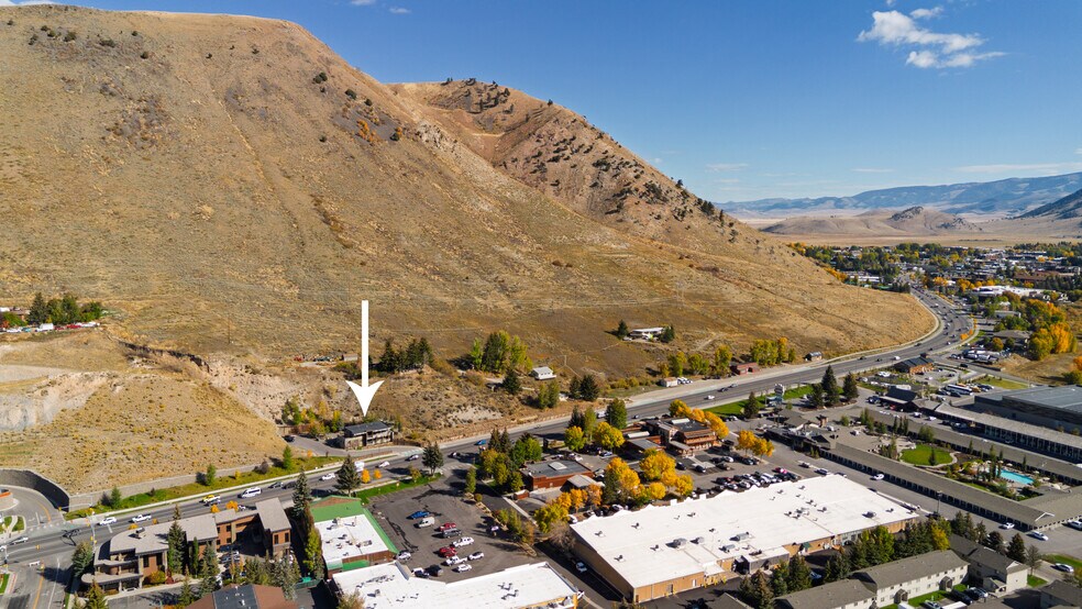 More Photos Of 855 W Broadway Ave, Jackson Apartments For Sale