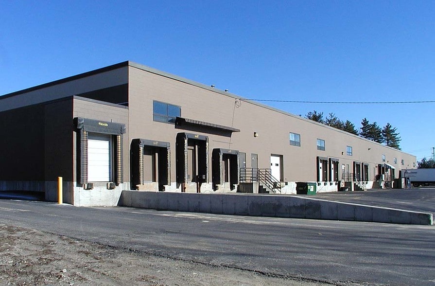 More Photos Of 100 Crawford St, Leominster Warehouse For Lease