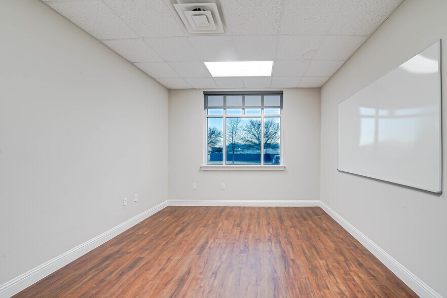 More Photos Of 1402 S Custer Rd, McKinney Office For Lease