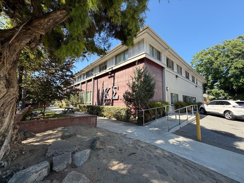 More Photos Of 168 S 11th St, San Jose Sorority Fraternity House For Sale