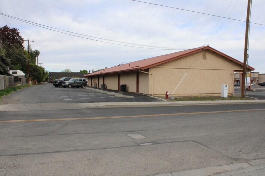 More Photos Of 1286-1296 Addison Ave E, Twin Falls Storefront Retail Office For Lease