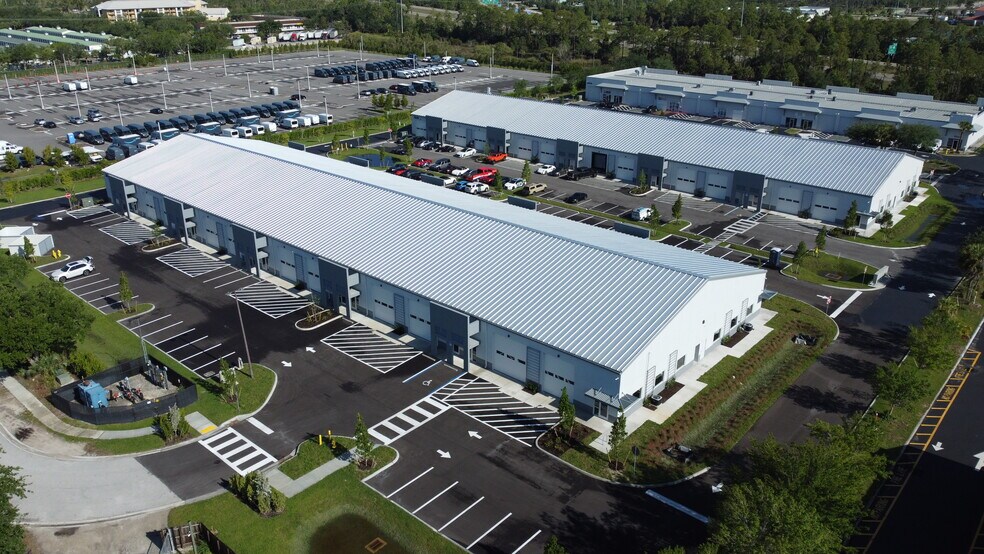 More Photos Of 3933 Tollhouse Dr, Naples Warehouse For Sale