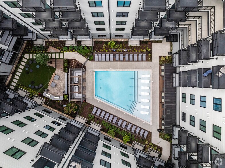 More Photos Of 445 Benton Ave, Nashville Apartments For Lease