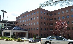 More Photos Of 2 Medical Center Dr, Springfield Medical For Lease