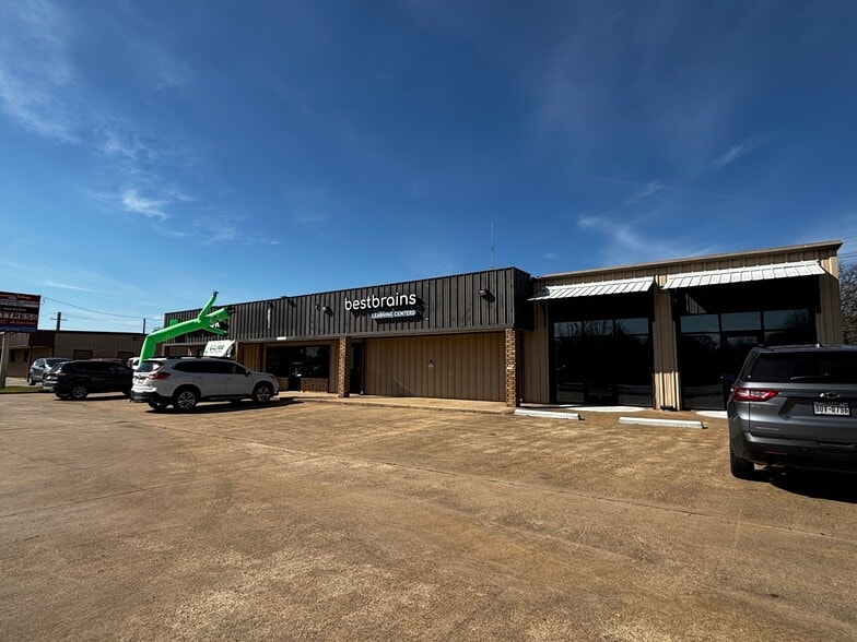 More Photos Of 5315 US Highway 377 S, Aubrey Storefront Retail Office For Lease