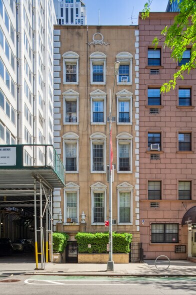 Primary Photo Of 25 E 38th St, New York Apartments For Sale