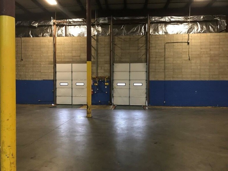 More Photos Of 30 Pocono Rd, Brookfield Warehouse For Sale