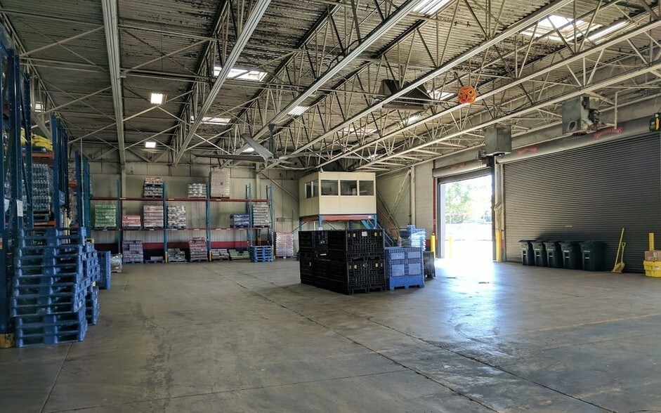 More Photos Of 526 Milburn Ave, Dayton Warehouse For Sale