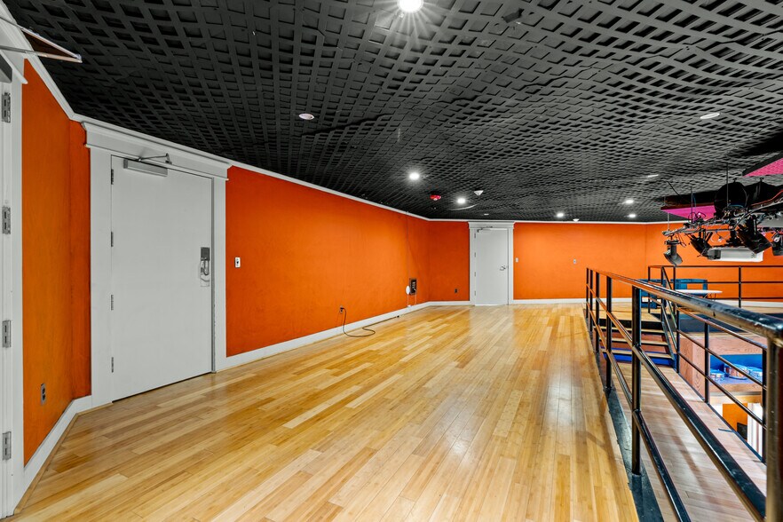 More Photos Of 2908 Epperly Dr, Del City Loft Creative Space For Sale