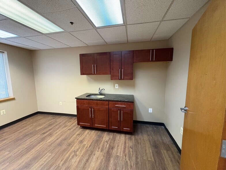 Primary Photo Of 6830 Hospital Dr, Rosedale Medical For Sale