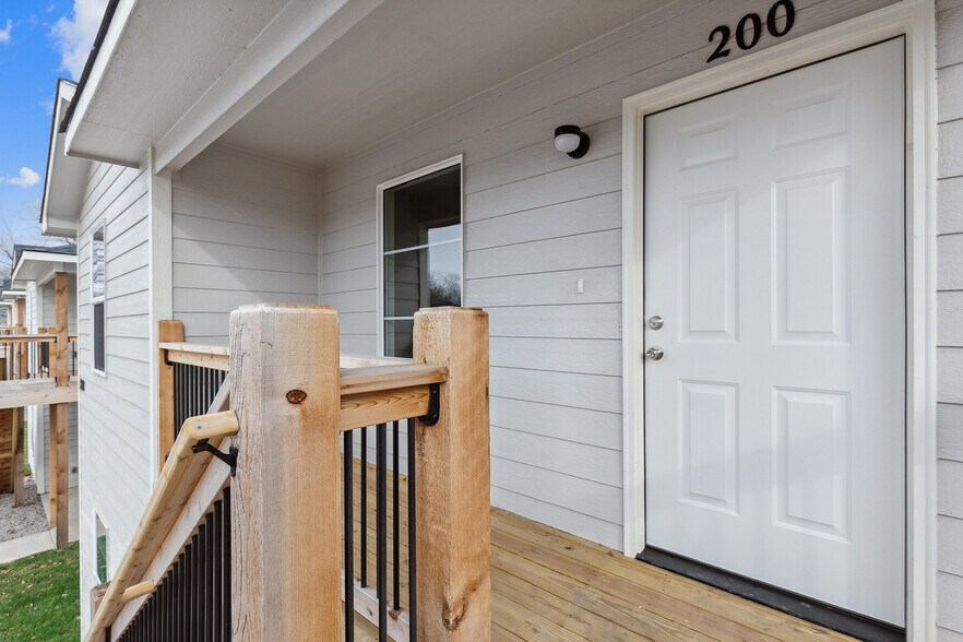 More Photos Of 3212-3244 S. Victoria St, Wichita Apartments For Sale