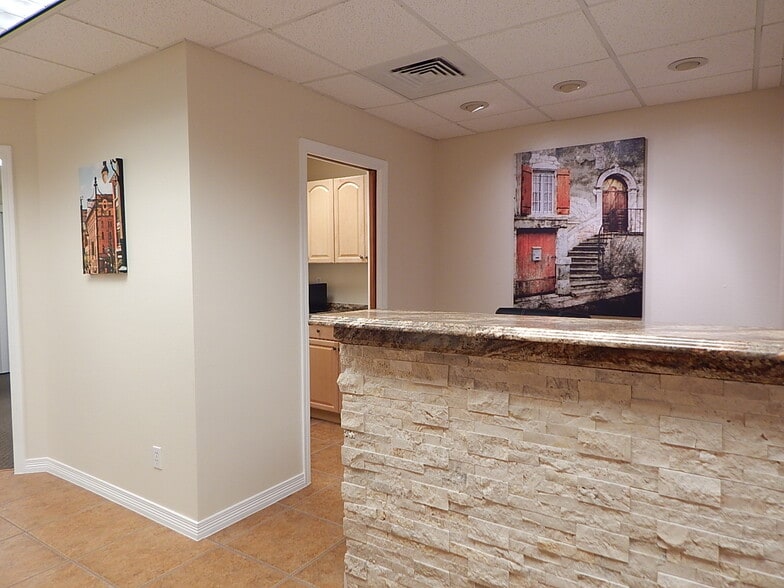 More Photos Of 8751 E Hampden Ave, Denver Office For Sale