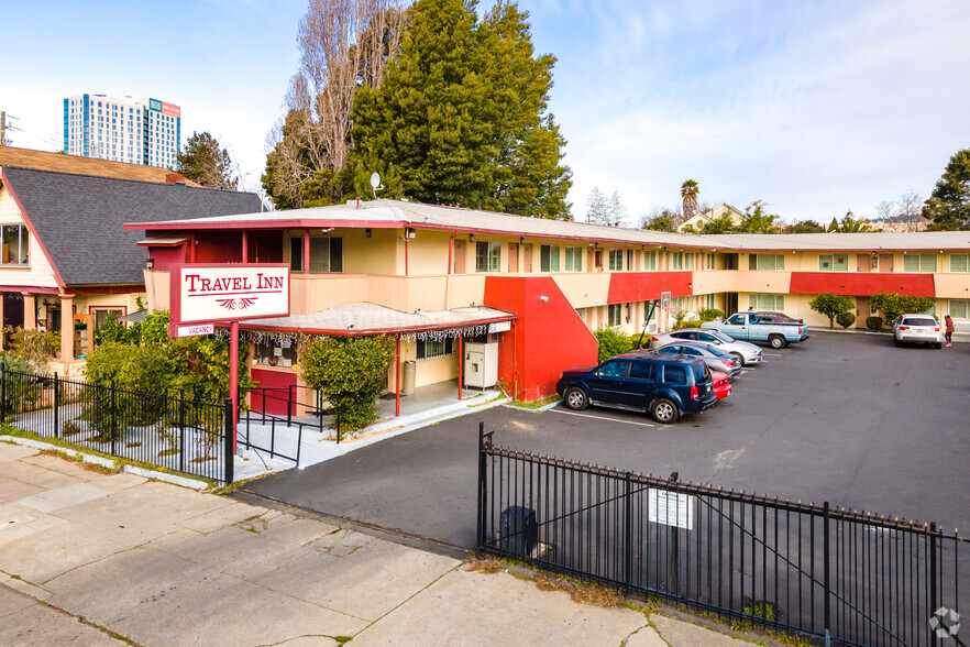 Primary Photo Of 436 W MacArthur Blvd, Oakland Hotel For Sale