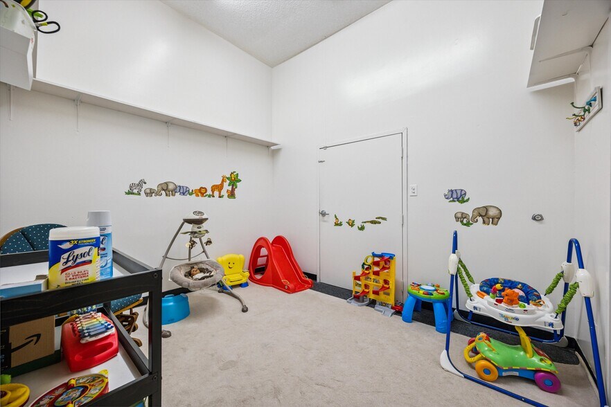 More Photos Of 12048 Stallings Commerce Dr, Matthews Storefront Retail Office For Sale