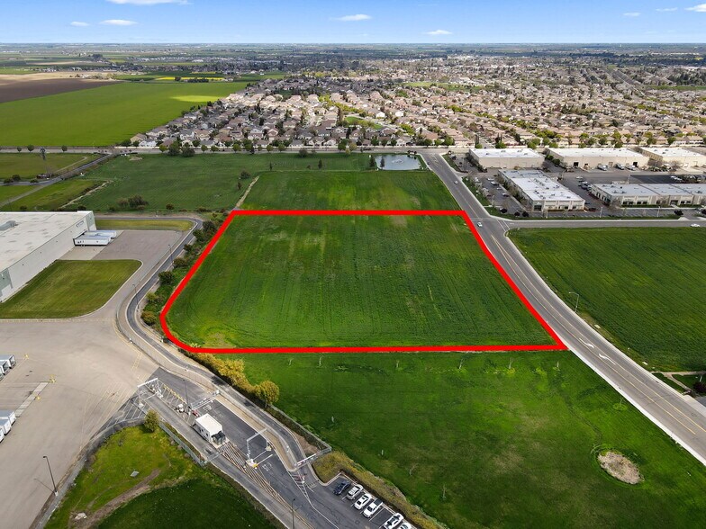 More Photos Of Keystone Pacific Parkway, Patterson Land For Sale