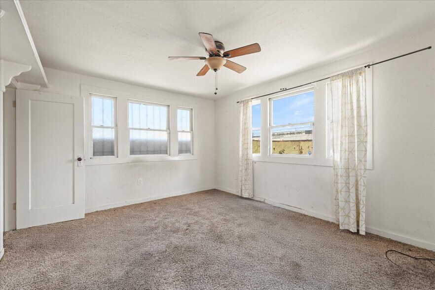 More Photos Of 2857 Ford St, Oakland Multifamily For Sale