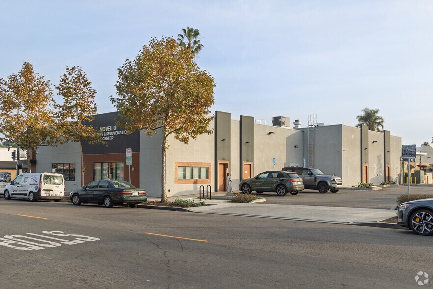 More Photos Of 3855 Atlantic Ave, Long Beach Coworking Space