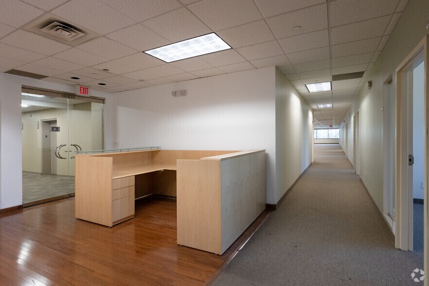 More Photos Of 218 Route 17 N, Rochelle Park Office For Lease