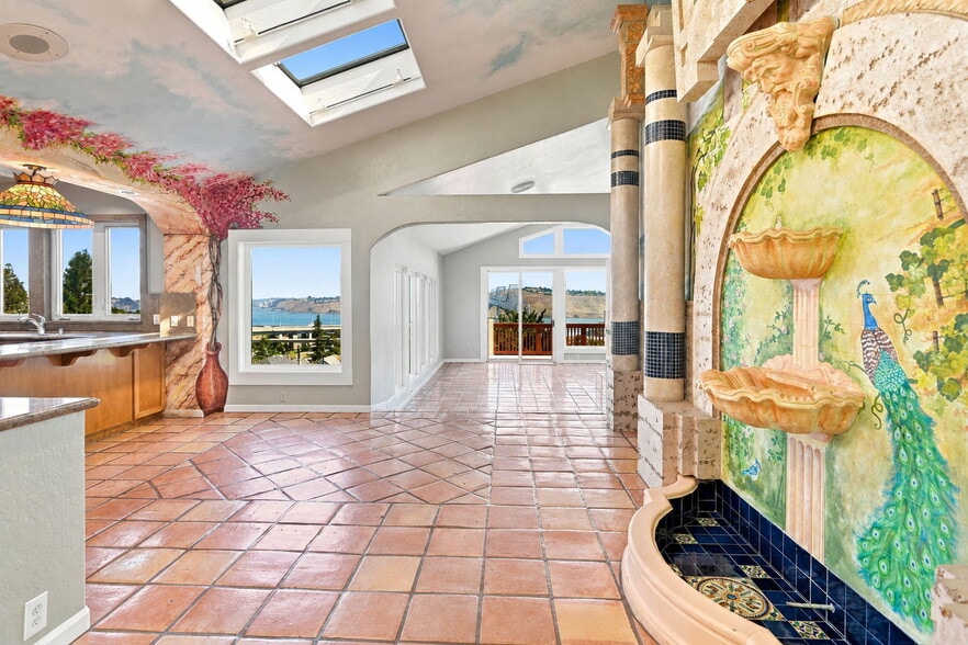 More Photos Of 1135 5th Ave, Crockett Apartments For Sale