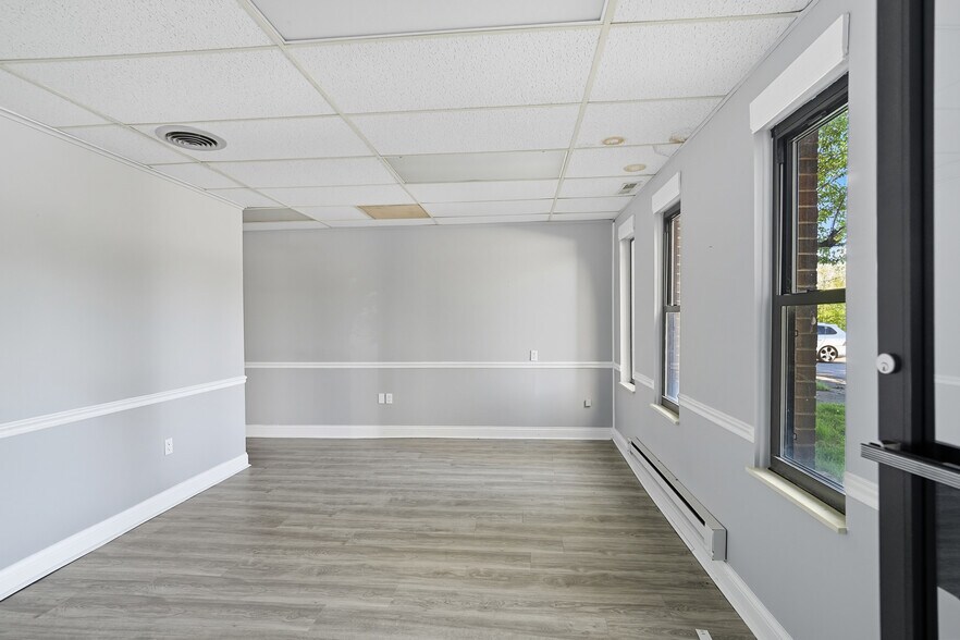 More Photos Of 9309-9319 Cincinnati-Columbus Rd, West Chester Office For Lease