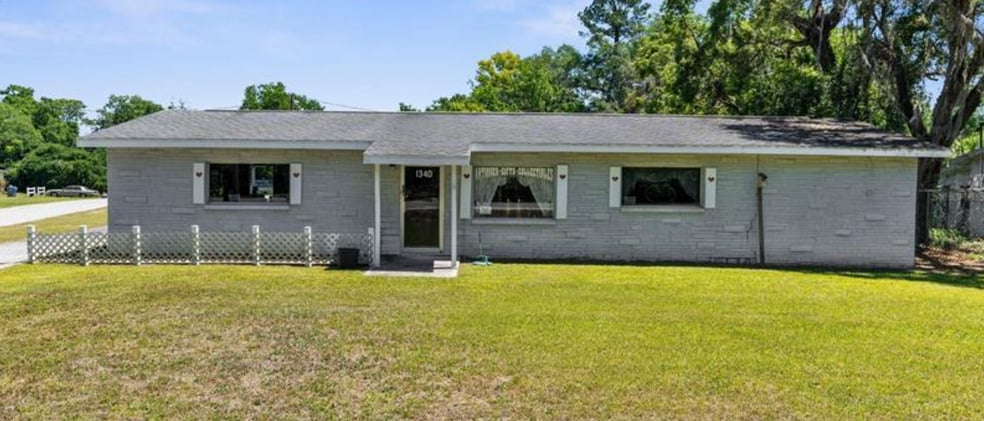 More Photos Of 1340 Howell Ave, Brooksville Office For Sale