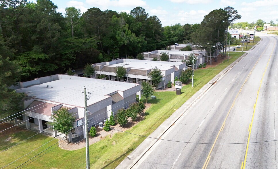 More Photos Of 3902 Northside Dr, Macon-Bibb Unknown For Lease