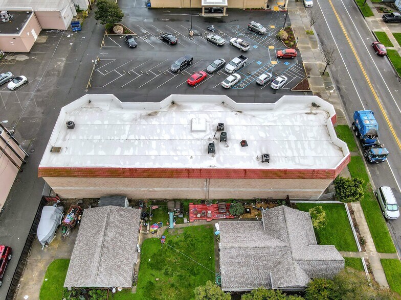 More Photos Of 934 Missouri St, Fairfield Office For Sale