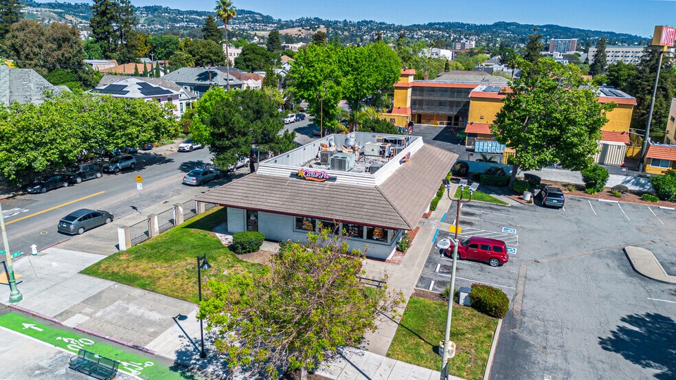 More Photos Of 3770 Telegraph Ave, Oakland Fast Food For Sale