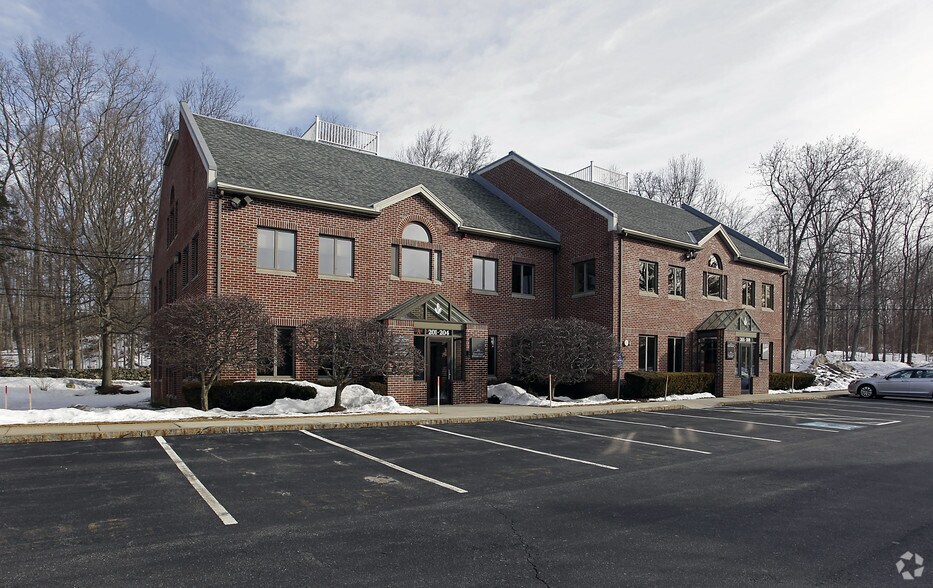 More Photos Of 100 Conifer Hill Dr, Danvers Office For Lease