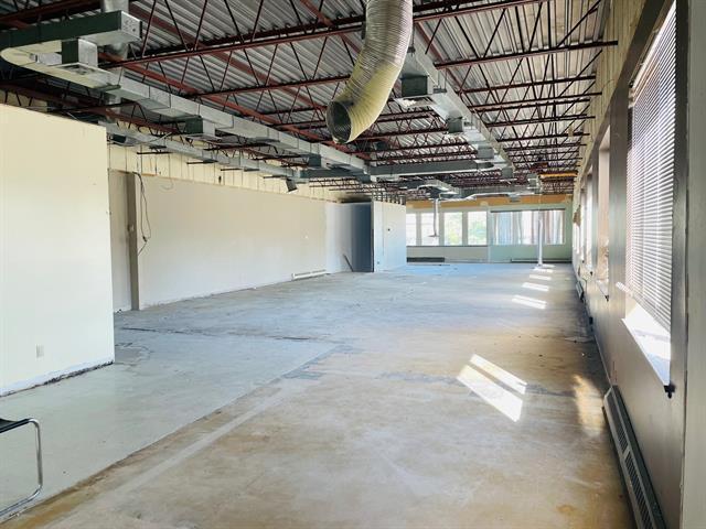 More Photos Of 745 Boul Saint-Joseph, Gatineau Office For Lease