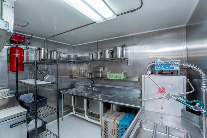 More Photos Of 236 N Union St, Lambertville Restaurant For Sale